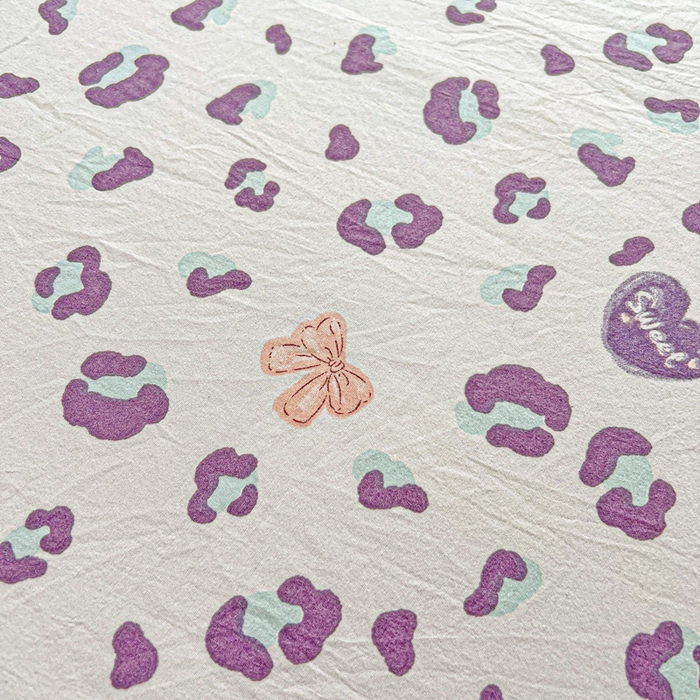 91家纺网 家纺一手货源 找家纺 朵朵家纺 2025新款超柔水洗棉云感印花单床笠床垫保护套床笠（床垫保护套可定制尺寸 ）-场景二 么么哒