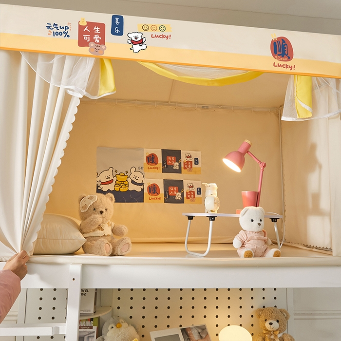 91家纺网 家纺一手货源 找家纺 水妙家纺 2025新款加厚强遮光蚊账学生宿舍上下铺130克斜纹加厚床帘蚊账 元气狗熊