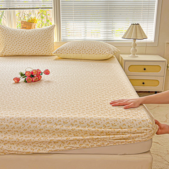 91家纺网 家纺一手货源 找家纺 朵朵家纺 2025新款超柔水洗棉云感印花单床笠床垫保护套床笠（床垫保护套可定制尺寸 ）-场景二 浅香