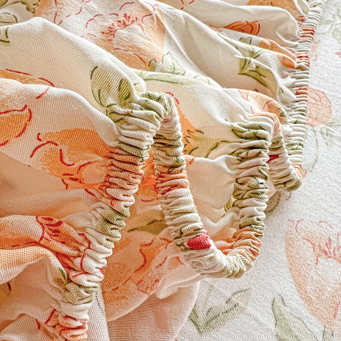 91家纺网 家纺一手货源 找家纺 朵朵家纺 2025新款超柔水洗棉云感印花单床笠床垫保护套床笠（床垫保护套可定制尺寸 ）-场景二 热恋