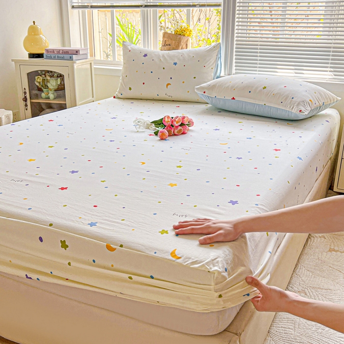 91家纺网 家纺一手货源 找家纺 朵朵家纺 2025新款超柔水洗棉云感印花单床笠床垫保护套床笠（床垫保护套可定制尺寸 ）-场景二 星月