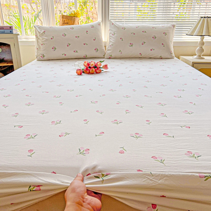 91家纺网 家纺一手货源 找家纺 朵朵家纺 2025新款超柔水洗棉云感印花单床笠床垫保护套床笠（床垫保护套可定制尺寸 ）-场景二 郁金香