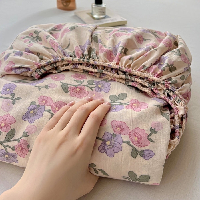 91家纺网 家纺一手货源 找家纺 朵朵家纺 2025新款超柔水洗棉云感印花单床笠床垫保护套床笠（床垫保护套可定制尺寸 ）-场景一 花开满树