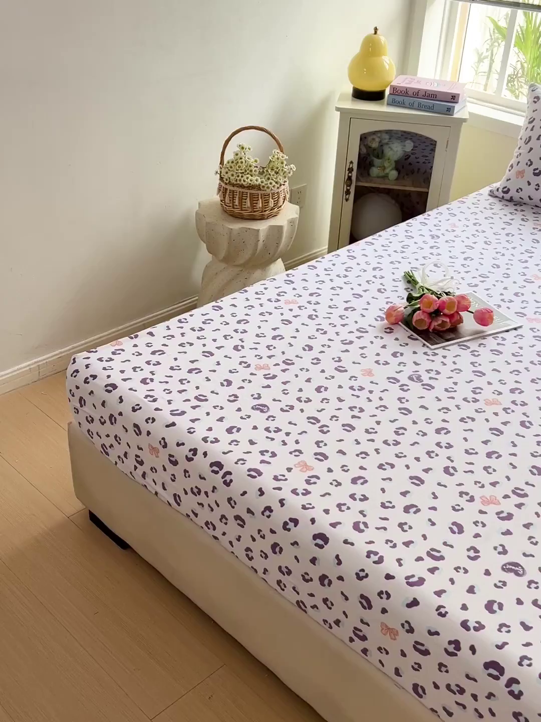 91家纺网 家纺一手货源 找家纺 朵朵家纺 2025新款超柔水洗棉云感印花单床笠床垫保护套床笠（床垫保护套可定制尺寸 ）-场景一 么么哒