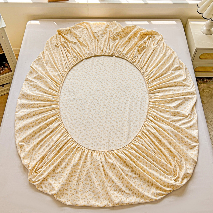 91家纺网 家纺一手货源 找家纺 朵朵家纺 2025新款超柔水洗棉云感印花单床笠床垫保护套床笠（床垫保护套可定制尺寸 ）-场景一 浅香