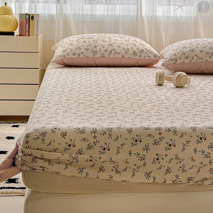 91家纺网 家纺一手货源 找家纺 朵朵家纺 2025新款超柔水洗棉云感印花单床笠床垫保护套床笠（床垫保护套可定制尺寸 ）-场景一 忘忧草