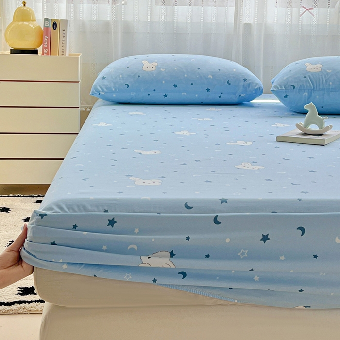91家纺网 家纺一手货源 找家纺 朵朵家纺 2025新款超柔水洗棉云感印花单床笠床垫保护套床笠（床垫保护套可定制尺寸 ）-场景一 星空兔