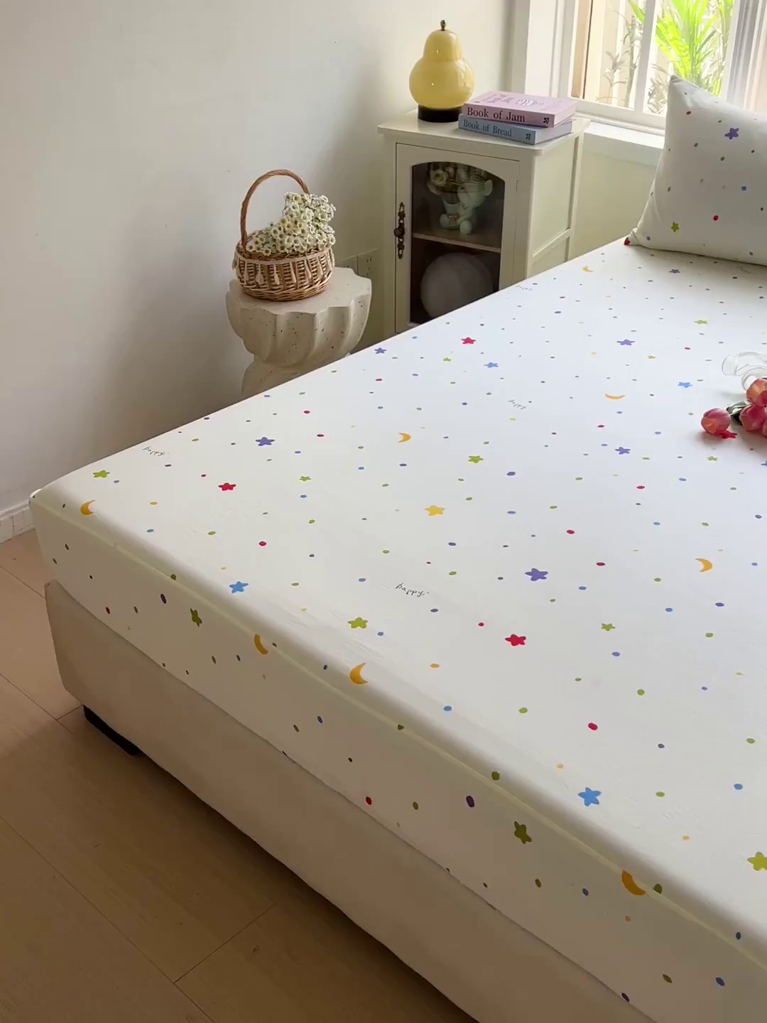 91家纺网 家纺一手货源 找家纺 朵朵家纺 2025新款超柔水洗棉云感印花单床笠床垫保护套床笠（床垫保护套可定制尺寸 ）-场景一 星月