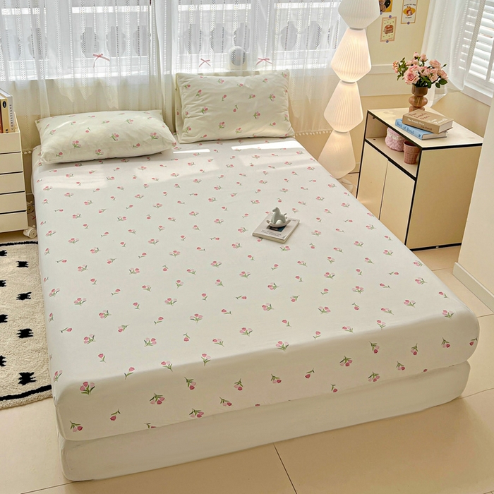 91家纺网 家纺一手货源 找家纺 朵朵家纺 2025新款超柔水洗棉云感印花单床笠床垫保护套床笠（床垫保护套可定制尺寸 ）-场景一 郁金香