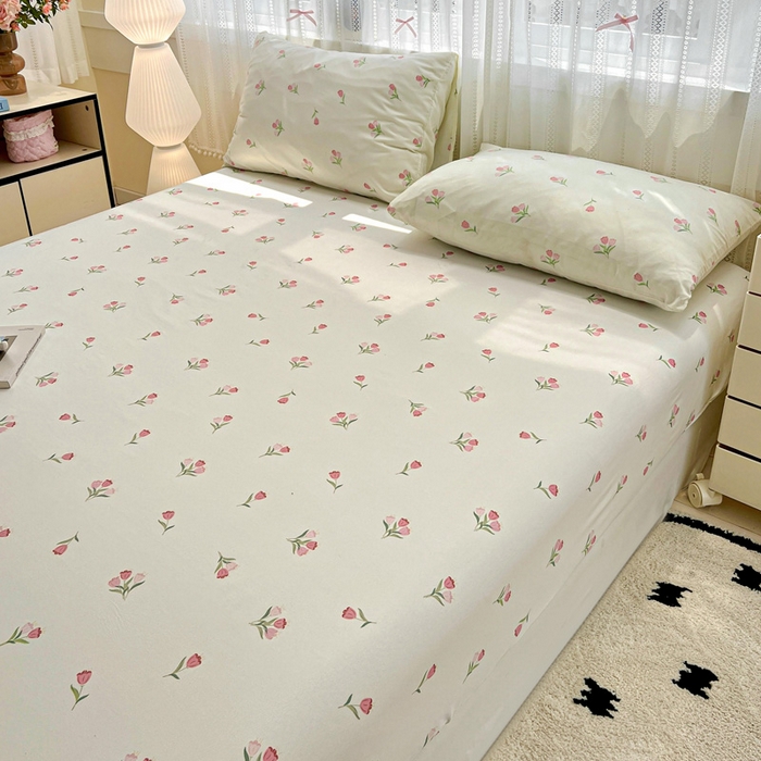91家纺网 家纺一手货源 找家纺 朵朵家纺 2025新款超柔水洗棉云感印花单床笠床垫保护套床笠（床垫保护套可定制尺寸 ）-场景一 郁金香