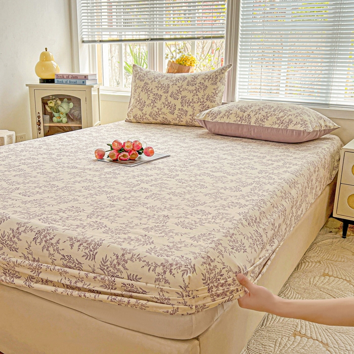 91家纺网 家纺一手货源 找家纺 朵朵家纺 2025新款超柔水洗棉云感印花单床笠床垫保护套床笠（床垫保护套可定制尺寸 ）-场景一 紫颜