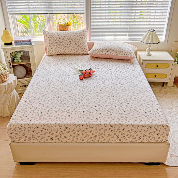 91家纺网 家纺一手货源 找家纺 朵朵家纺 2025新款超柔水洗棉云感印花单床笠床垫保护套床笠（床垫保护套可定制尺寸 ）-场景二 忘忧草