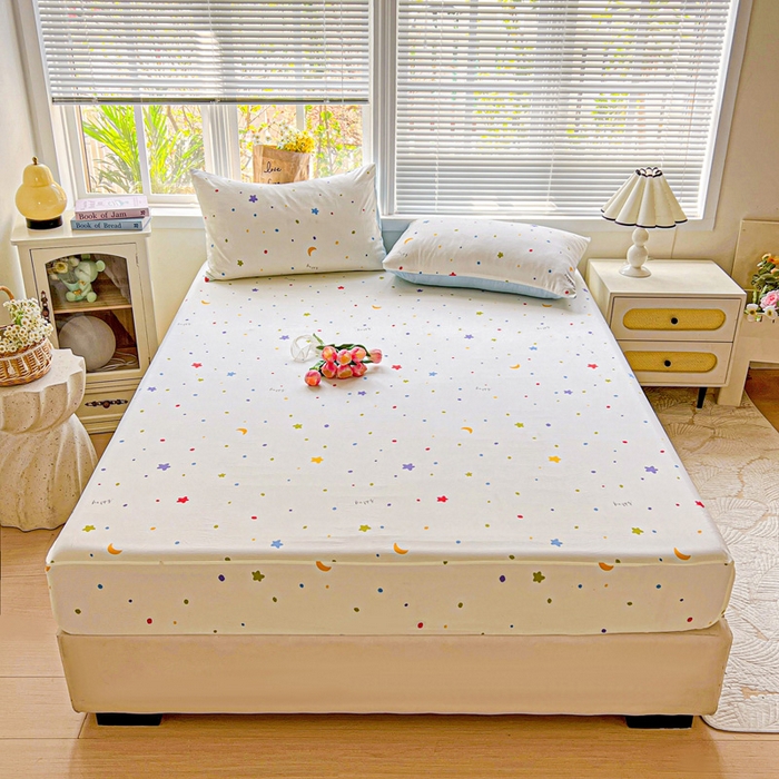 91家纺网 家纺一手货源 找家纺 朵朵家纺 2025新款超柔水洗棉云感印花单床笠床垫保护套床笠（床垫保护套可定制尺寸 ）-场景二 星月