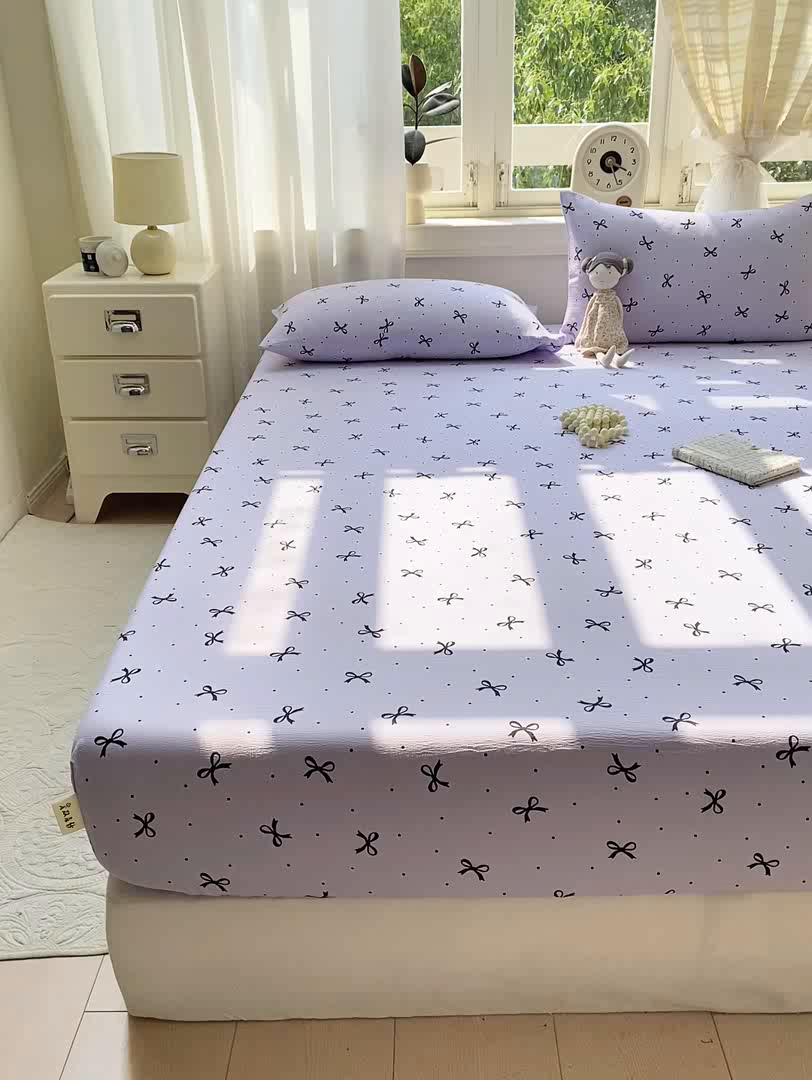 91家纺网 家纺一手货源 找家纺 眠势力 2025新款云感双层纱床笠三件套ins奶油风云感床垫保护套四季款 紫韵蝴蝶结