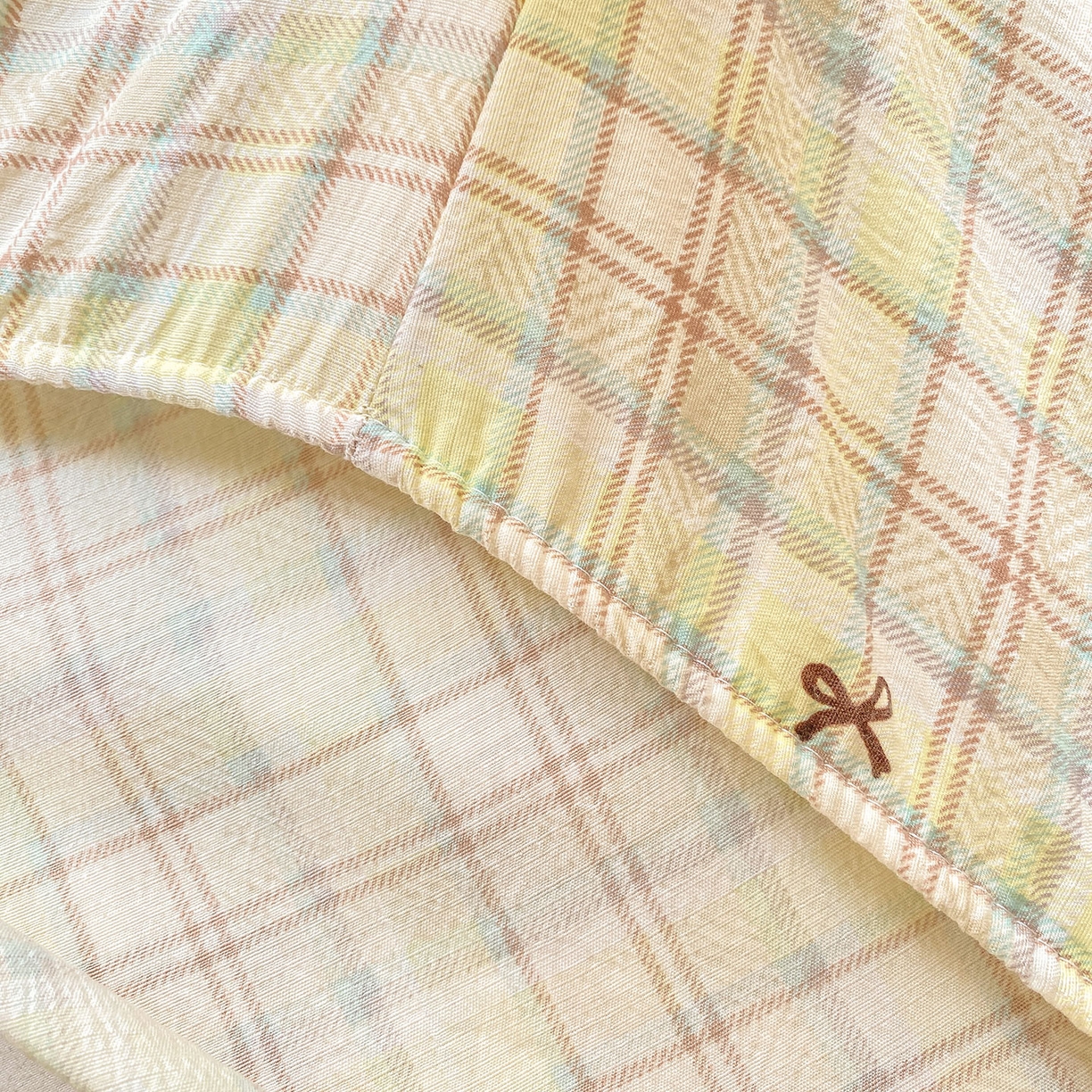 91家纺网 家纺一手货源 找家纺 眠势力 2025新款云感双层纱床笠三件套ins奶油风云感床垫保护套四季款 格调蝴蝶结