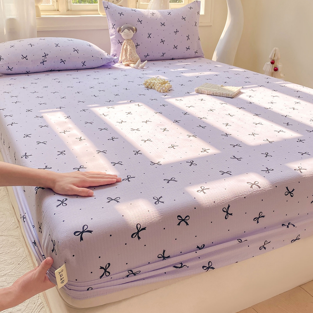 91家纺网 家纺一手货源 找家纺 眠势力 2025新款云感双层纱床笠三件套ins奶油风云感床垫保护套四季款 紫韵蝴蝶结