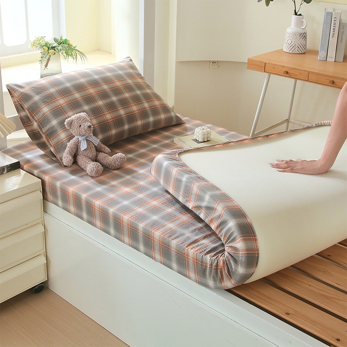 91家纺网 家纺一手货源 找家纺 春皖家纺 2026新款学生季全棉纯棉色织AB版水洗棉单品系列-单床笠 床笠单件 栗木-咖格