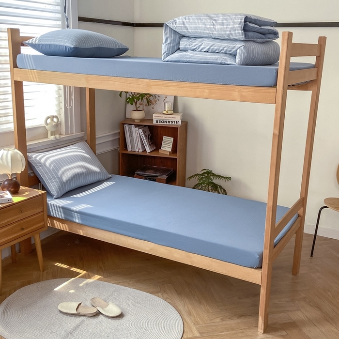 91家纺网 家纺一手货源 找家纺 恋人优选 2025新款全棉纯棉水洗棉(AB版)学生宿舍上下铺三件套-无标款 简希蓝条