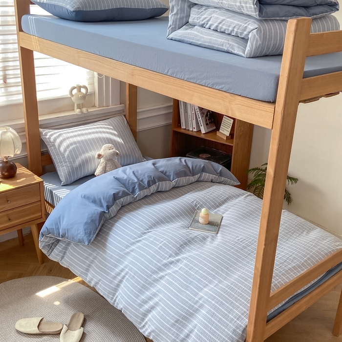 91家纺网 家纺一手货源 找家纺 恋人优选 2025新款全棉纯棉水洗棉(AB版)学生宿舍上下铺三件套-无标款 简希蓝条