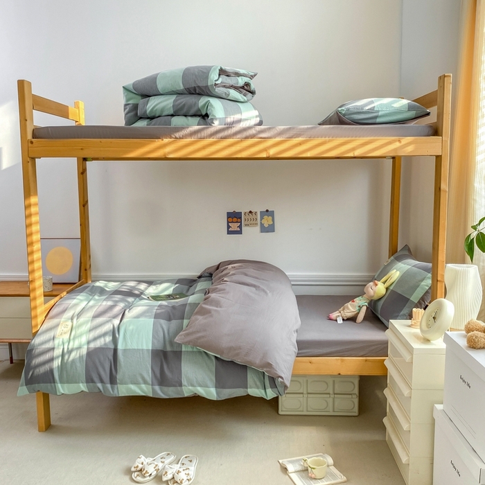 91家纺网 家纺一手货源 找家纺 恋人优选 2025新款全棉纯棉水洗棉(AB版)学生宿舍上下铺三件套-有标款 绿灰大格