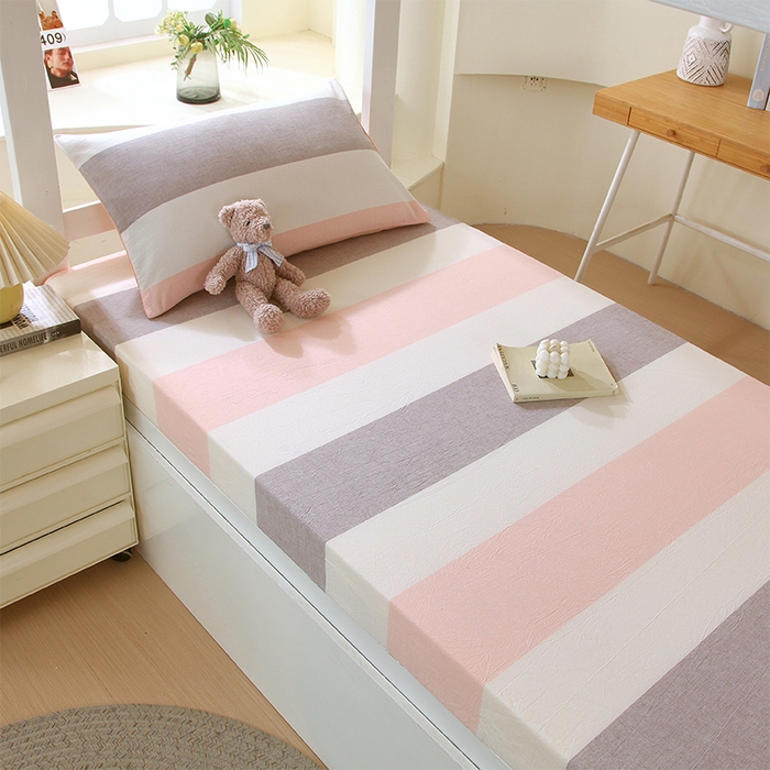 91家纺网 家纺一手货源 找家纺 春皖家纺 2025新款学生季全棉纯棉色织AB版水洗棉单品系列-单床笠 床笠单件 素雅-灰白条