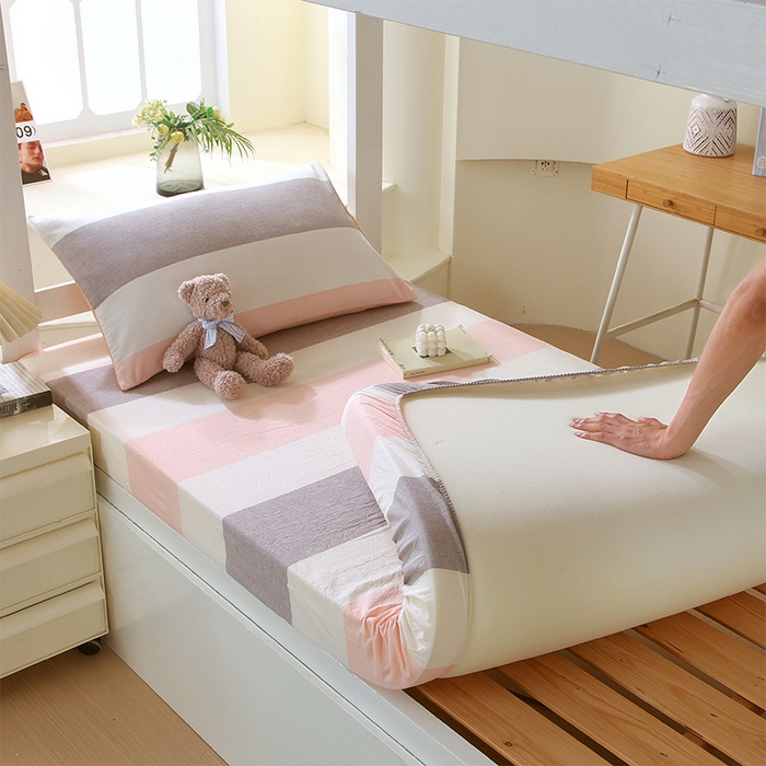 91家纺网 家纺一手货源 找家纺 春皖家纺 2025新款学生季全棉纯棉色织AB版水洗棉单品系列-单床笠 床笠单件 素雅-灰白条