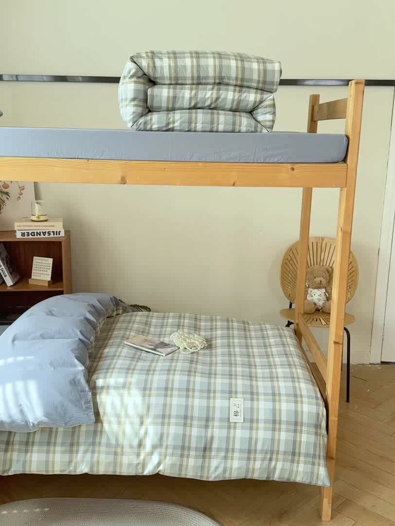 91家纺网 家纺一手货源 找家纺 恋人优选 2025新款全棉纯棉水洗棉(AB版)学生宿舍上下铺三件套-有标款 莫妮绿+浅蓝