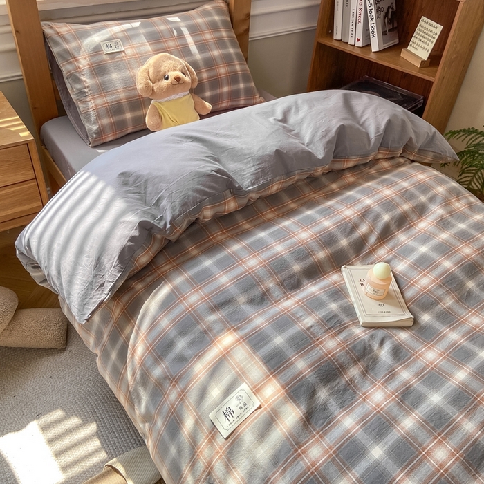 91家纺网 家纺一手货源 找家纺 恋人优选 2025新款全棉纯棉水洗棉(AB版)学生宿舍上下铺三件套-有标款 诺卡（浅灰）