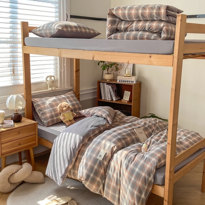 91家纺网 家纺一手货源 找家纺 恋人优选 2025新款全棉纯棉水洗棉(AB版)学生宿舍上下铺三件套-有标款 诺卡（浅灰）