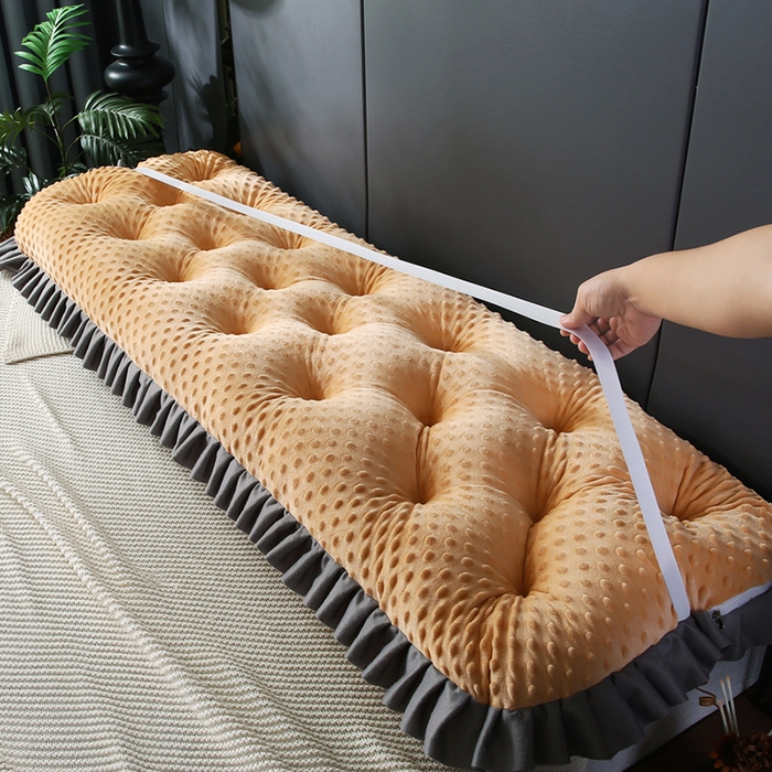 91家纺网 家纺一手货源 找家纺 永光家居 2025新款绒豆豆床头靠垫 韩版床上软包靠枕抱枕（不供多多） 绒豆豆-咖色