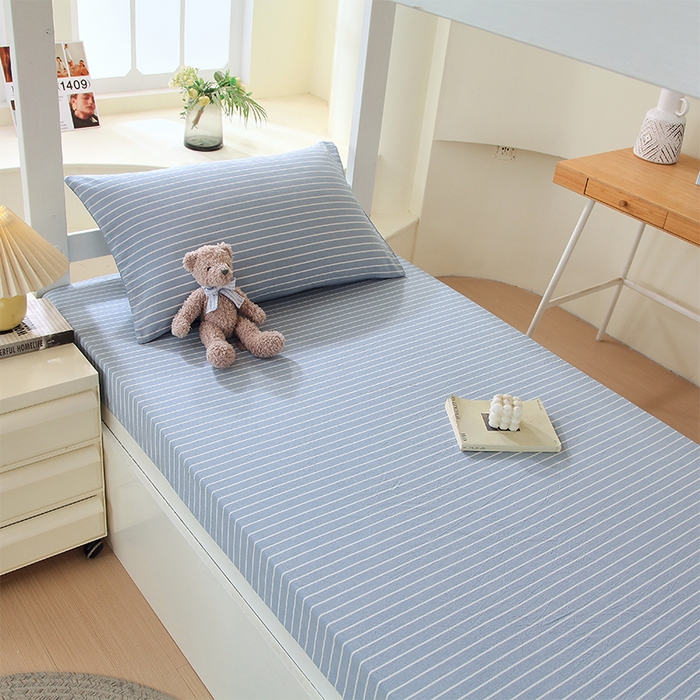 91家纺网 家纺一手货源 找家纺 春皖家纺 2025新款学生季全棉纯棉色织AB版水洗棉单品系列-单床笠 床笠单件 素雅-蓝条