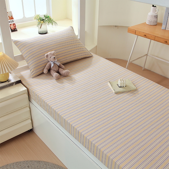 91家纺网 家纺一手货源 找家纺 春皖家纺 2025新款学生季全棉纯棉色织AB版水洗棉单品系列-单床笠 床笠单件 素雅-杏黄纹