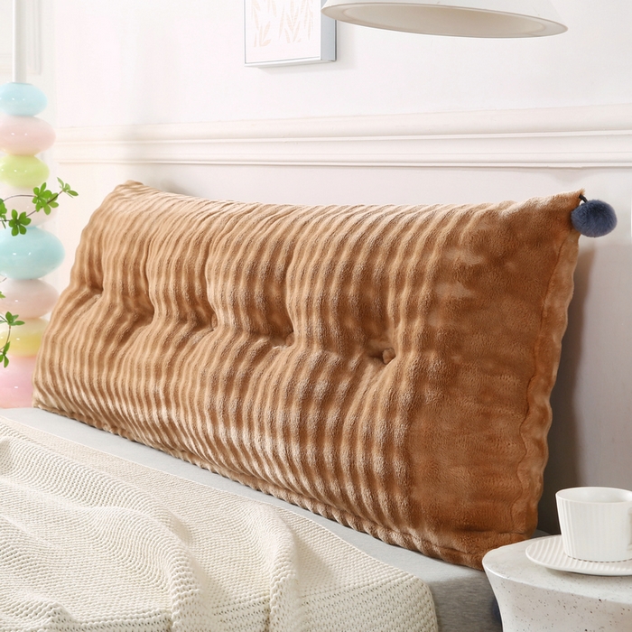 91家纺网 家纺一手货源 找家纺 （总）永光家居 2025新款兔兔绒撸猫感靠背 床头靠垫抱枕床上软包（不供多多）