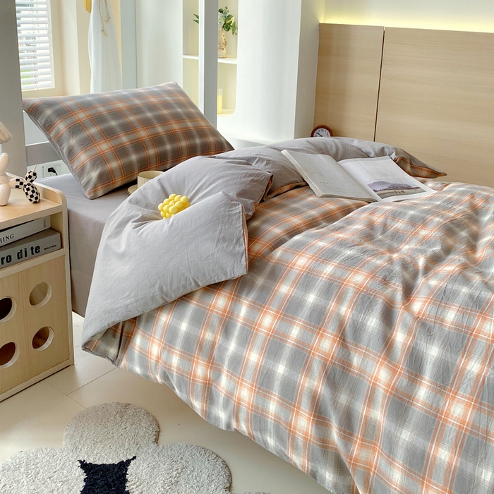 91家纺网 家纺一手货源 找家纺 春皖家纺 2025春夏新款AB版全棉纯棉色织水洗棉学生三件套六件套 栗木-咖格