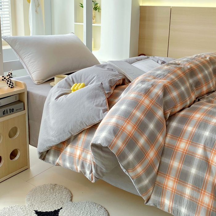 91家纺网 家纺一手货源 找家纺 春皖家纺 2025春夏新款AB版全棉纯棉色织水洗棉学生三件套六件套 栗木-咖格