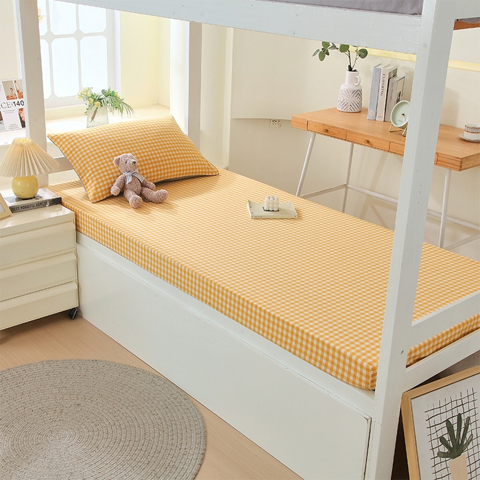 91家纺网 家纺一手货源 找家纺 春皖家纺 2025新款学生季全棉纯棉色织AB版水洗棉单品系列-单床笠 床笠单件 朱羽-黄格