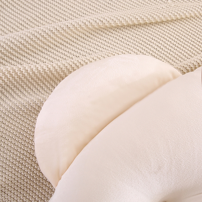 91家纺网 家纺一手货源 找家纺 永光家居 2025新款熊耳朵靠枕 床头靠垫抱枕榻榻米软包 （专利款 不供多多） 熊耳 白