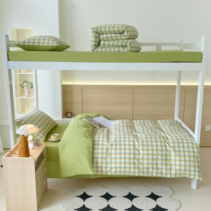 91家纺网 家纺一手货源 找家纺 春皖家纺 2025春夏新款AB版全棉纯棉色织水洗棉学生三件套六件套 栗木-芒格