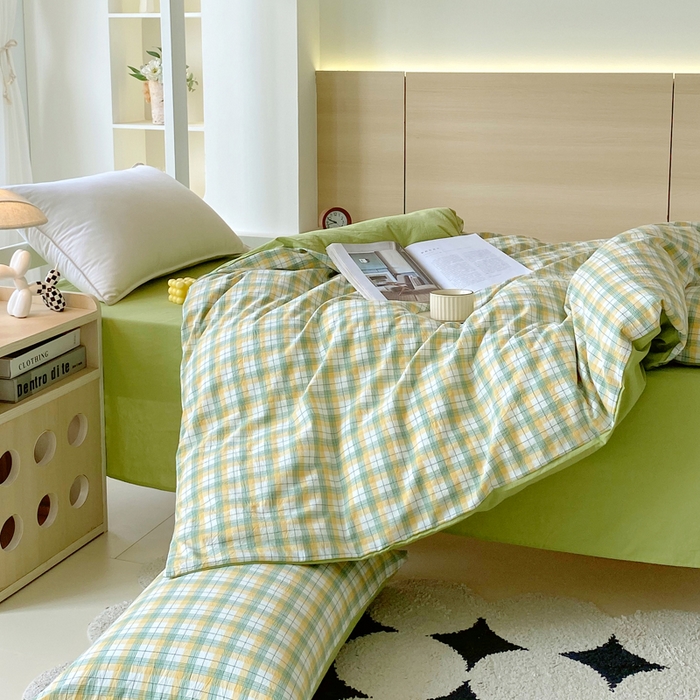 91家纺网 家纺一手货源 找家纺 春皖家纺 2025春夏新款AB版全棉纯棉色织水洗棉学生三件套六件套 栗木-芒格