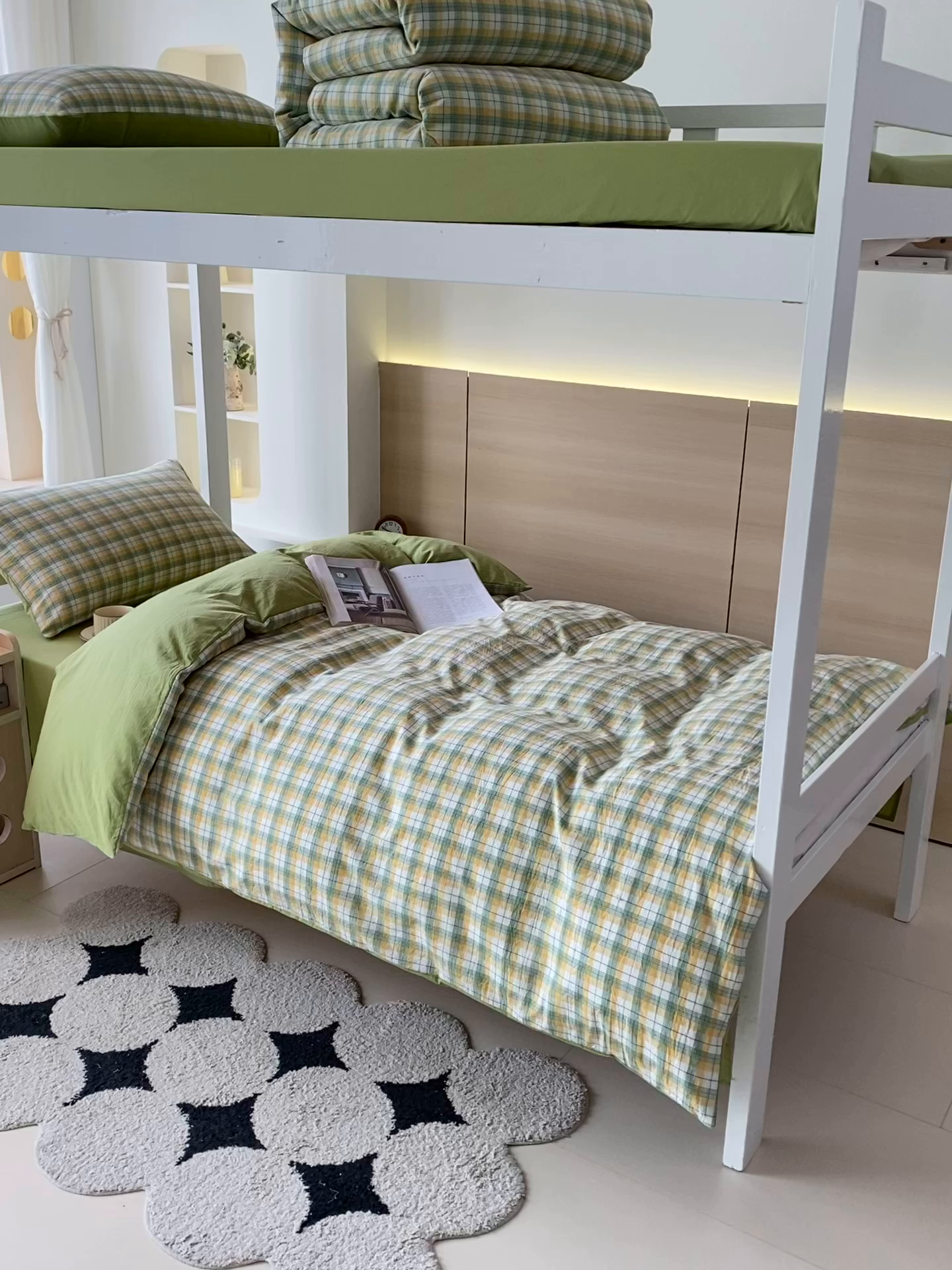 91家纺网 家纺一手货源 找家纺 春皖家纺 2025春夏新款AB版全棉纯棉色织水洗棉学生三件套六件套 栗木-芒格