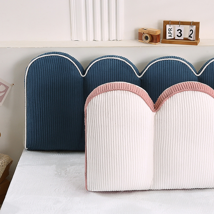 91家纺网 家纺一手货源 找家纺 永光家居 2025灯芯绒花瓣靠枕 高端床头靠垫抱枕榻榻米软包（不供多多） 组合图仅供展示