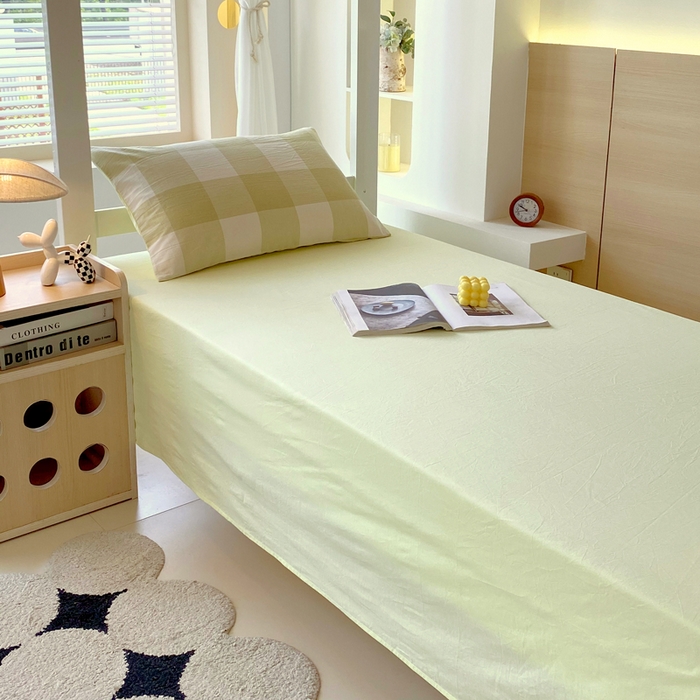 91家纺网 家纺一手货源 找家纺 春皖家纺 2025春夏新款AB版全棉纯棉色织水洗棉学生三件套六件套 素雅-芳绿