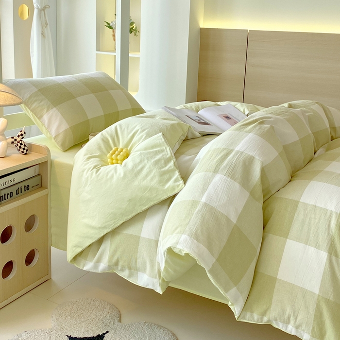 91家纺网 家纺一手货源 找家纺 春皖家纺 2025春夏新款AB版全棉纯棉色织水洗棉学生三件套六件套 素雅-芳绿