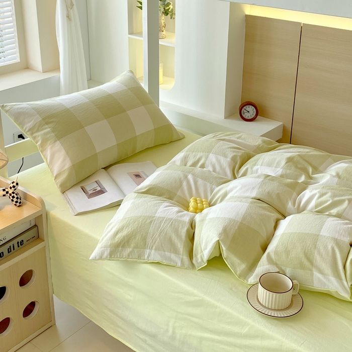 91家纺网 家纺一手货源 找家纺 春皖家纺 2025春夏新款AB版全棉纯棉色织水洗棉学生三件套六件套 素雅-芳绿