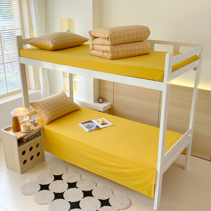 91家纺网 家纺一手货源 找家纺 春皖家纺 2025春夏新款AB版全棉纯棉色织水洗棉学生三件套六件套 素雅-黄条