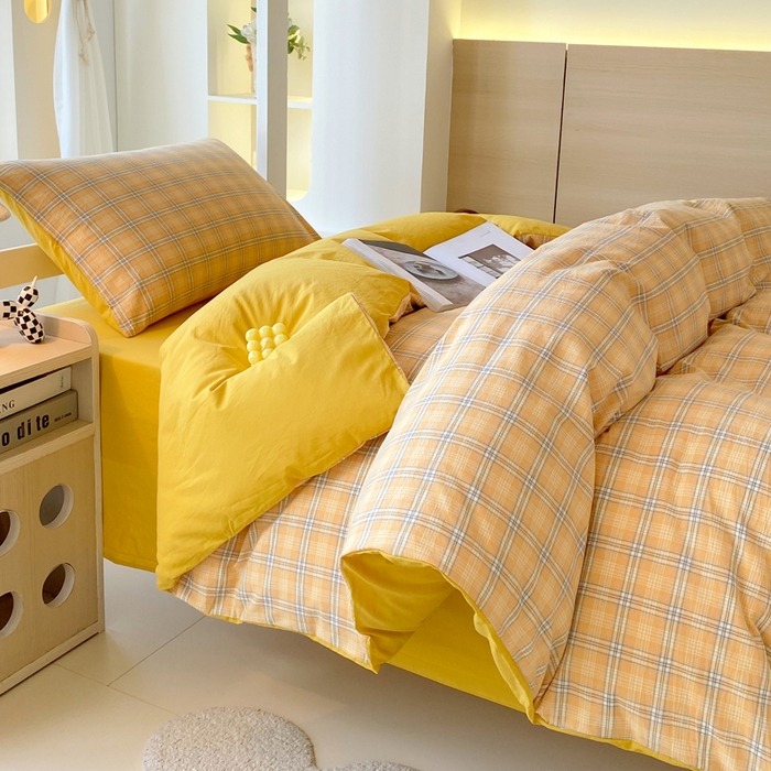 91家纺网 家纺一手货源 找家纺 春皖家纺 2025春夏新款AB版全棉纯棉色织水洗棉学生三件套六件套 素雅-黄条