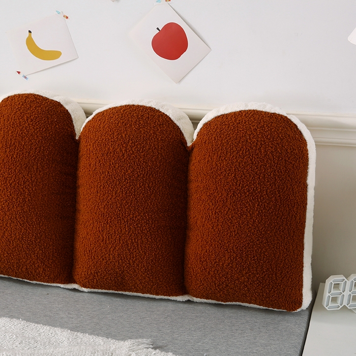 91家纺网 家纺一手货源 找家纺 （总）永光家居 2025新款泰迪绒花瓣靠垫 高端床头靠垫少女心抱枕榻榻米软包（不供多多）