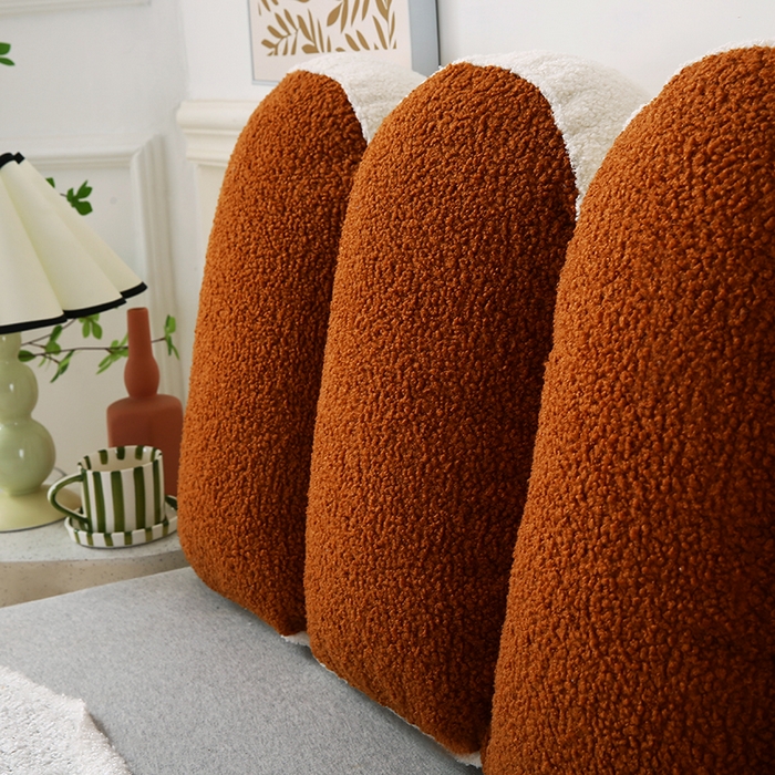 91家纺网 家纺一手货源 找家纺 （总）永光家居 2025新款泰迪绒花瓣靠垫 高端床头靠垫少女心抱枕榻榻米软包（不供多多）