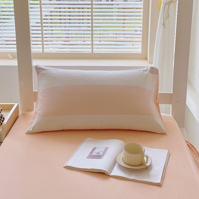 91家纺网 家纺一手货源 找家纺 春皖家纺 2025春夏新款AB版全棉纯棉色织水洗棉学生三件套六件套 素雅-灰白条