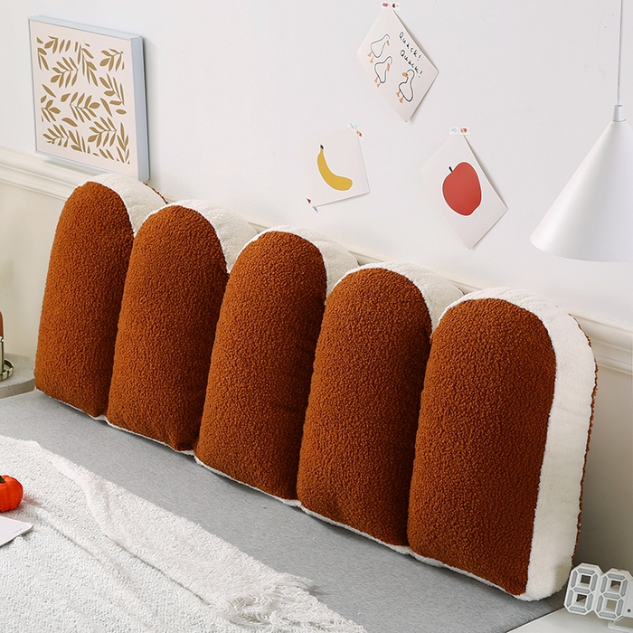 91家纺网 家纺一手货源 找家纺 永光家居 2025新款泰迪绒花瓣靠垫 高端床头靠垫少女心抱枕榻榻米软包（不供多多） 焦糖